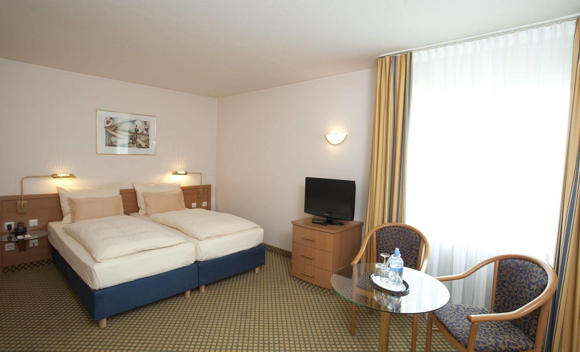 Western Fellbach-stuttgart 4* Fellbach